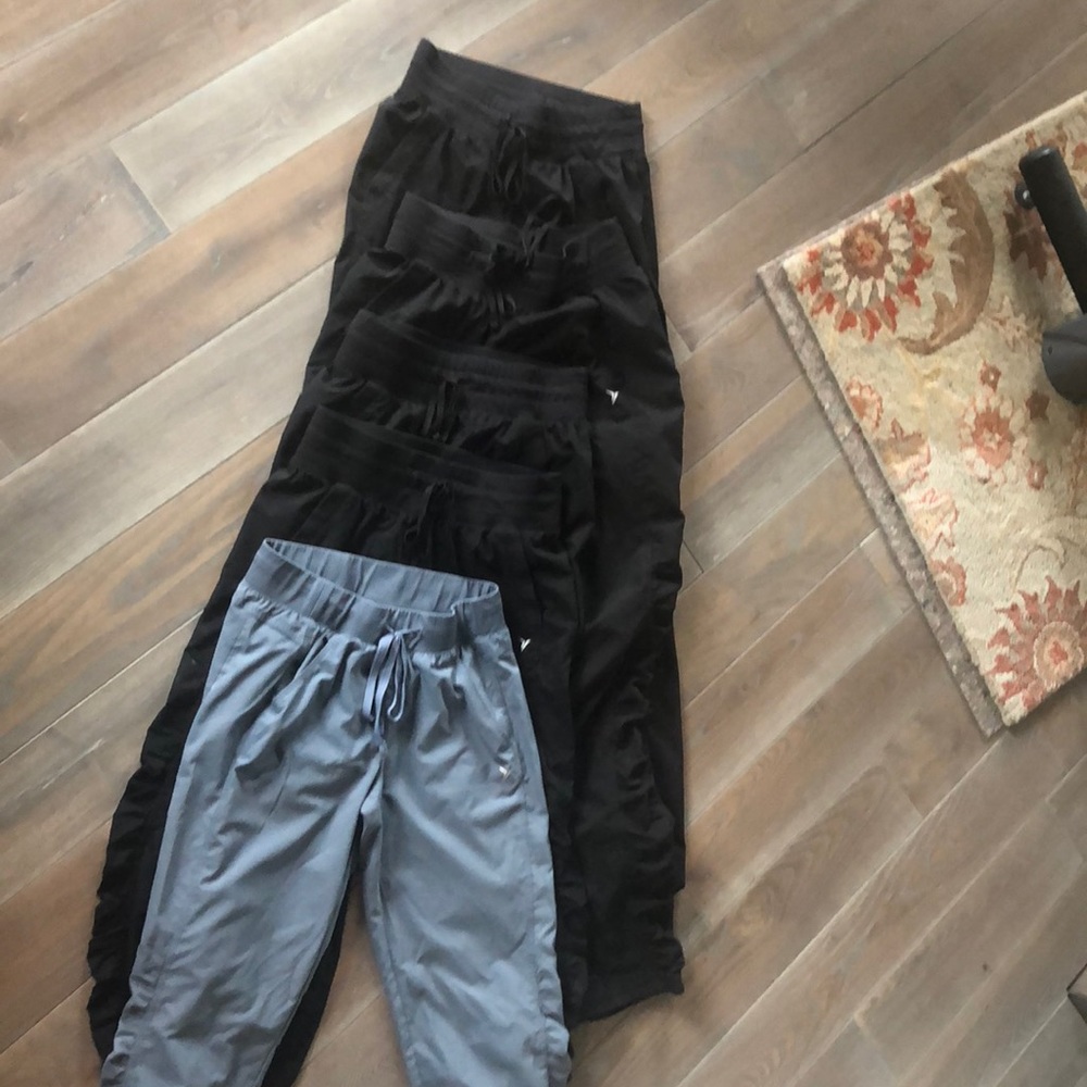 Old Navy pants like lululemon studio sz small TALL